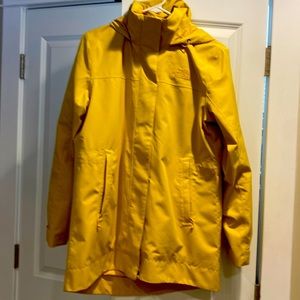 The North Face Women's Westoak City Trench Rain Jacket